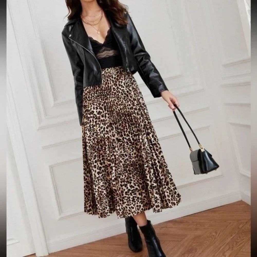 Lipsy London Leopard Print Midi Skirt size 10